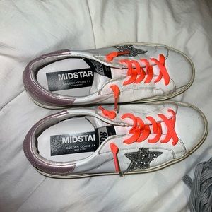 AUTHENTIC GOLDEN GOOSES